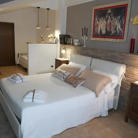 Oda ve Kahvaltı La Casa Di Pierre