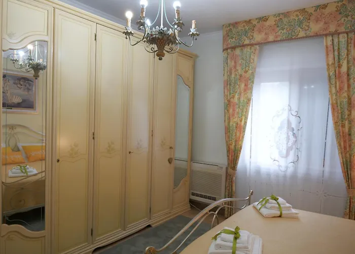 La Casa Di Pierre Bed & Breakfast 3*